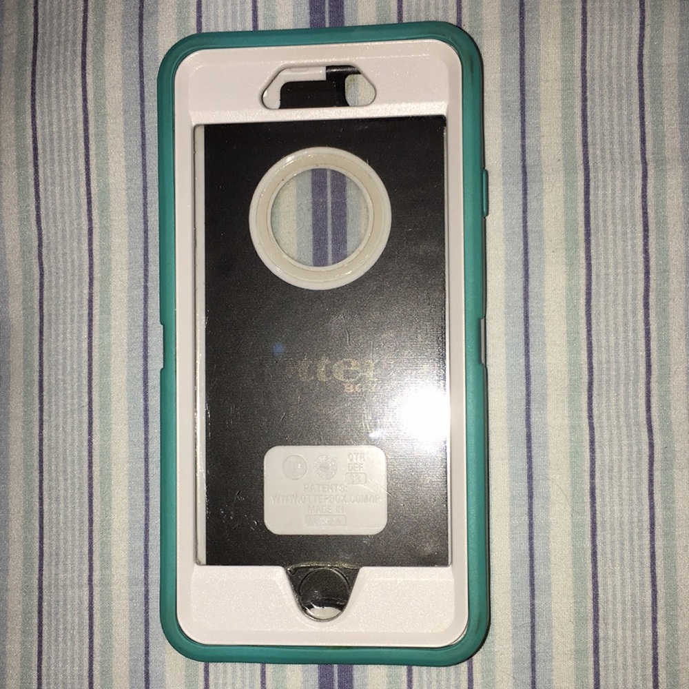 Turquoise I phone 6s+ OtterBox~~ EUC